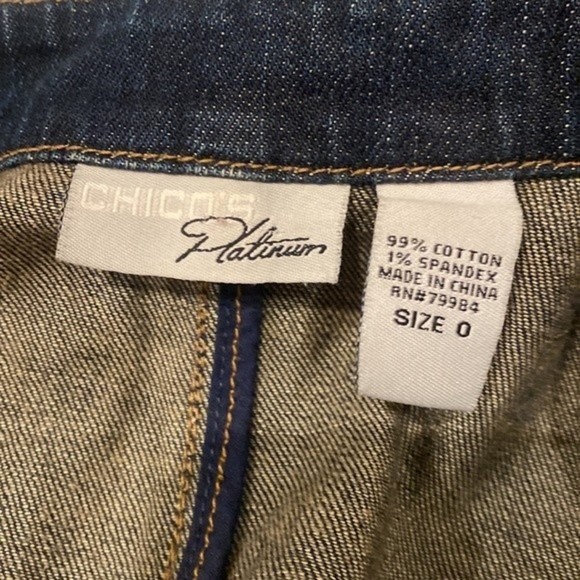 Chico’s Platinum Dark Blue Denim Jean Jacket w/ button front + pockets | Size 0 - Picture 4 of 4